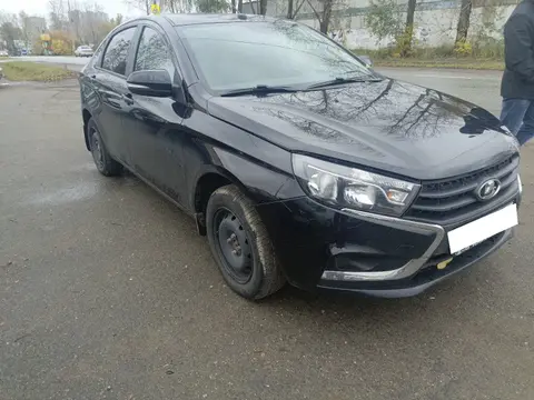 Кузов спереди справа
