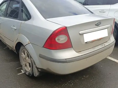Кузов сзади слева