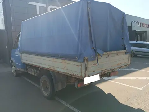 Кузов сзади справа