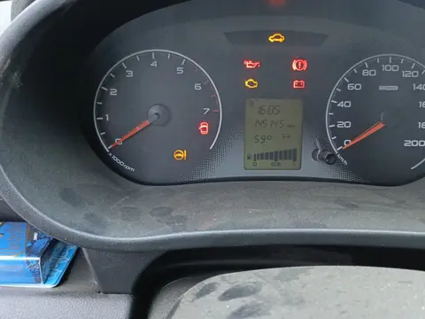 Салон, передние сиденья