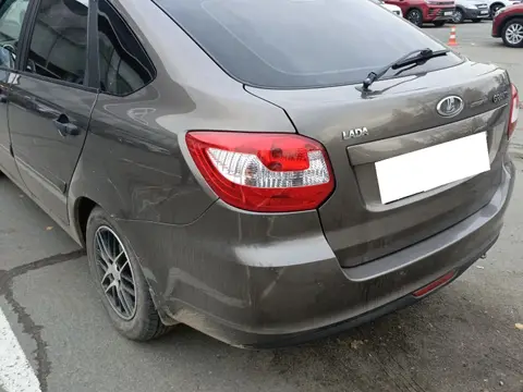 Салон, задние сиденья