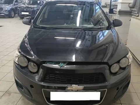 Кузов спереди