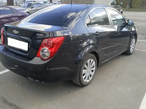 Кузов сзади справа