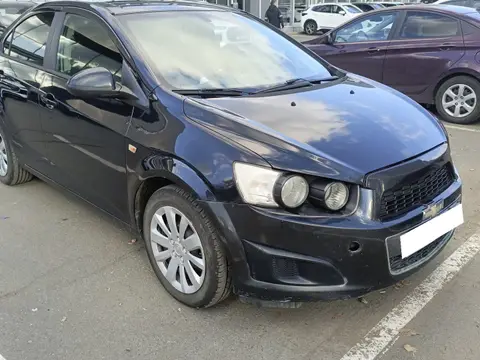 Кузов спереди справа