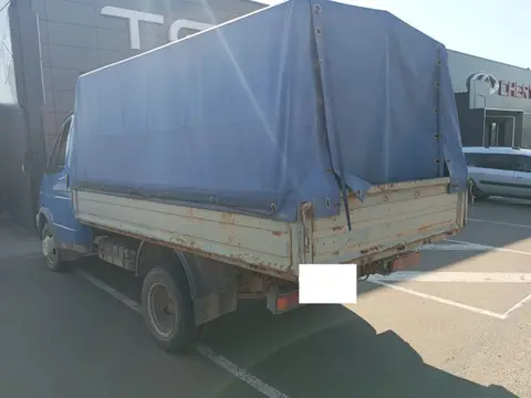 Кузов сзади справа